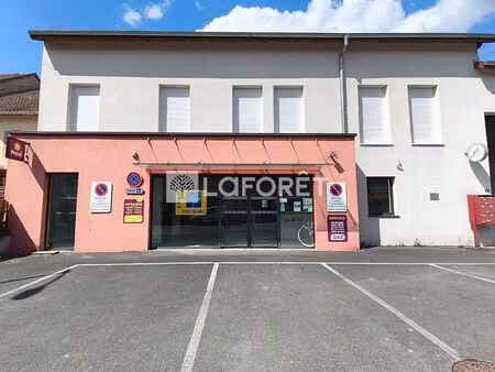 local commercial 207 m² langatte