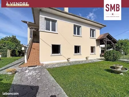 maison 8 pièces 171 m²