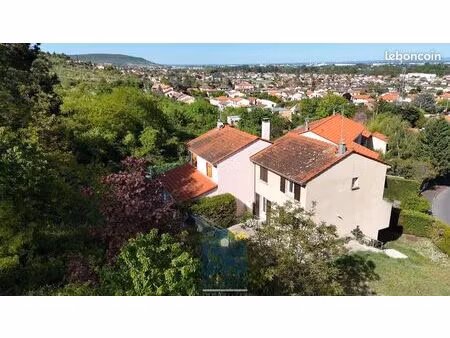 maison 4 pièces 94 m²