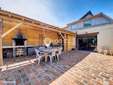 maison de ville 4 pièces 139 m²