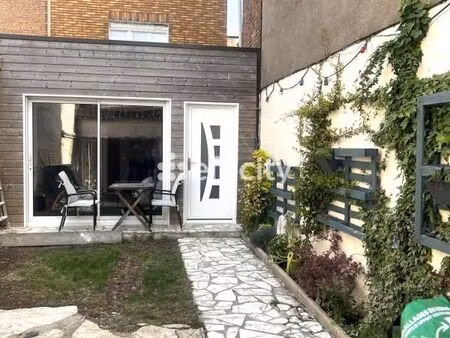 maison de ville 3 pièces 70 m²