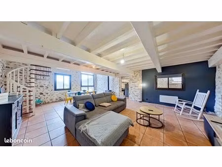 maison 4 pièces 138 m²