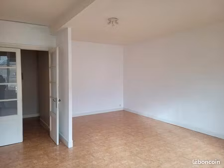 t3 non meublé proche parc des promenades