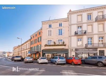 immeuble 10 pièces 240 m²