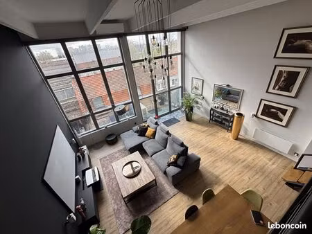 loft 3 pièces 102 m²
