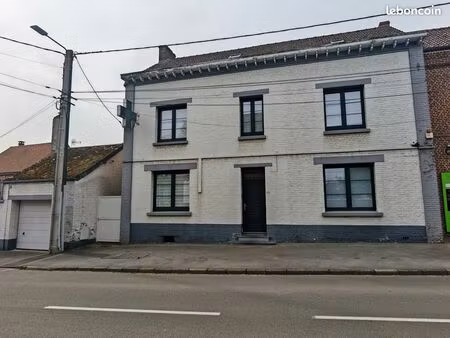 maison 6 pièces 162 m²