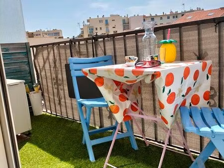 a vendre studio proche plage