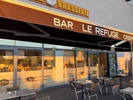 restaurant / brasserie clé en main à vendre – emplacement idéal à nevers – licence iv – te