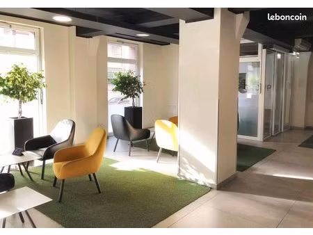 local commercial 182 m² plescop