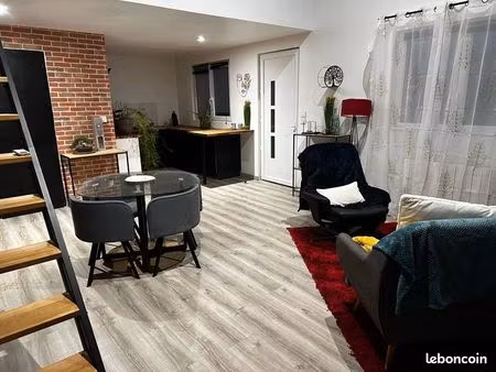 location local commercial