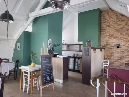 local commercial 160 m² vannes