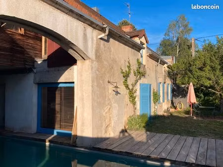 maison d'architecte a 2h de paris  en bourgogne