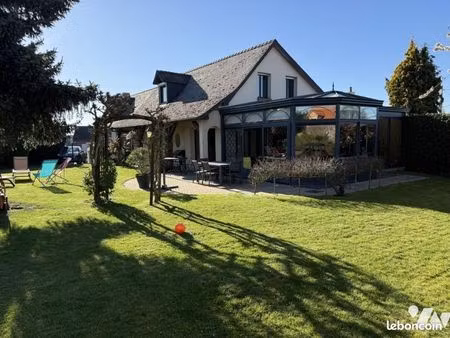 maison 9 pièces 186 m²