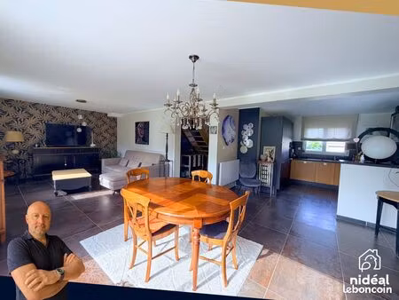 pavillon 5 pièces 93 m²
