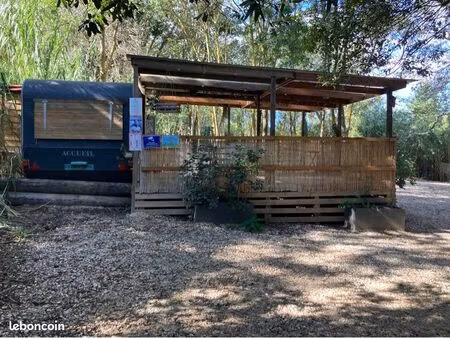 rare terrain 6500m² équipé (compteur edf linky + eau)