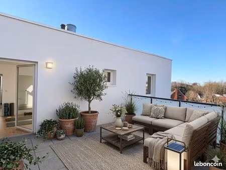 magnifique t3 terrasse avec 2 parkings