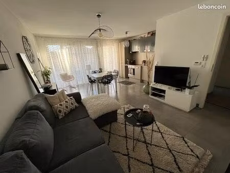 t2 standing en rez-de-jardin clos