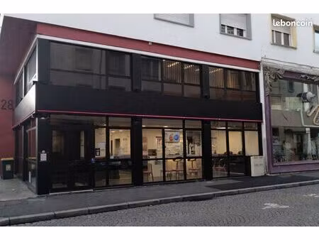 local commercial 210 m² – idéal coworking / bureaux / médical – lumineux + vitrine