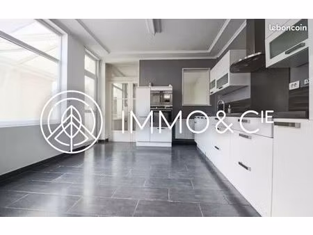 maison 5 pièces 130 m²