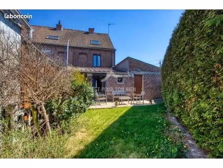 maison 4 pièces 90 m²