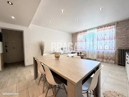 appartement 4 pièces 82 m²