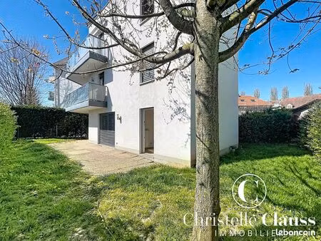 appartement 2 pièces 63 m²