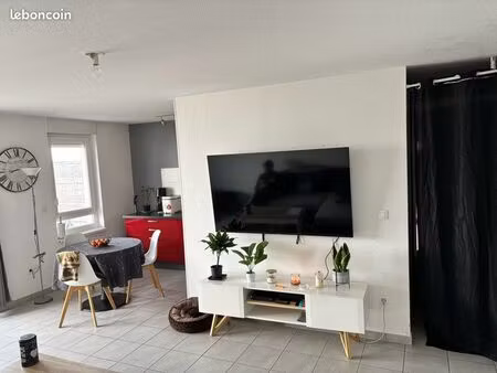 appartement 3 pièces 64m2 - 1 garage - 1 place de parking