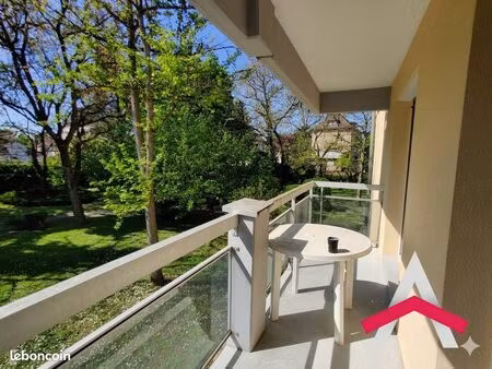 appartement 3 pièces 74 m²