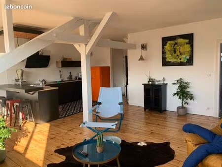 appartement t4 de standing – 96 m² – dernier étage – centre de pau