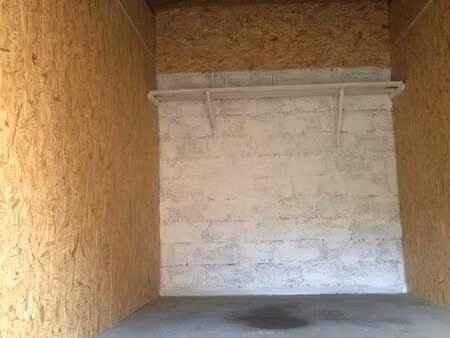 particulier loue garage ou box de stockage pour auto moto ou stockage