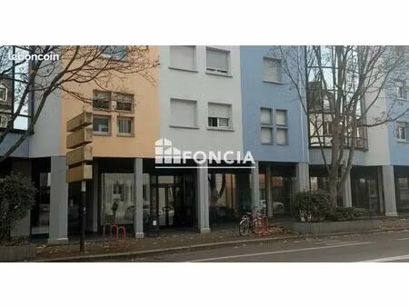 local commercial 75 m² – visibilité exceptionnelle et emplacement stratégique