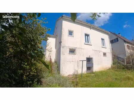 maison 6 pièces 130 m²