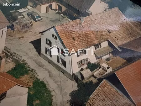 propriété 4 pièces 85 m²
