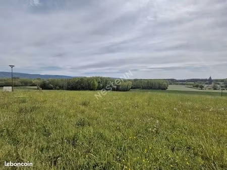 terrain 751 m² le miroir