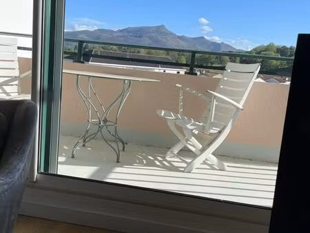 vaste t3 avec vue magnifique à st jean de luz