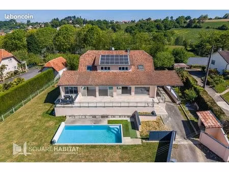 propriété 10 pièces 220 m²