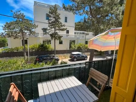 rare argelès sur mer  quartier prisé – studio cabine 4 couchages - balcon – 2 min plage – 