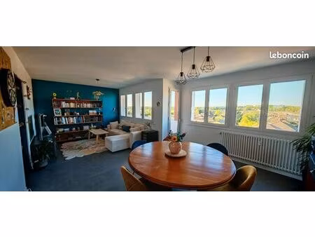 appartement t5 avec garage et balcon