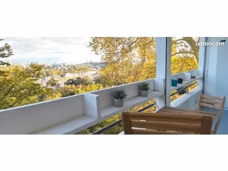 t3 lumineux - balcon - cave 62 m2 (quariter la piemente)