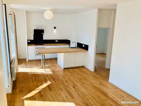 t3  60 m²  lumineux  quartier saint-joseph  neuf  accès jardin  cave en option