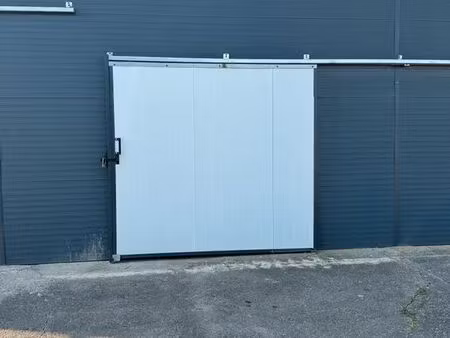 dépôt ou local professionnel box stockage  garage  ... /32 5 m2 rdc