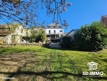 maison 11 pièces 280 m²