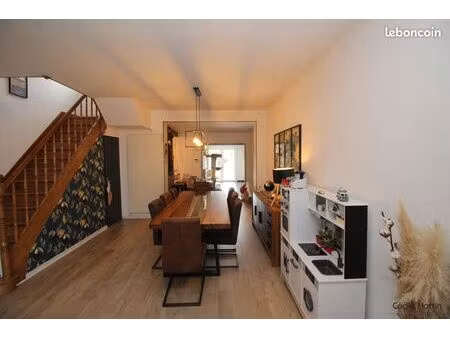 maison 5 pièces 130 m²