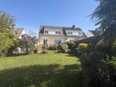 maison 6 pièces 90 m²