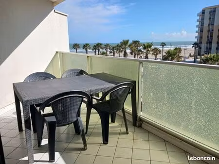 grand t2 rénové vue mer