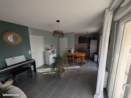 appartement t2 + garage sous-sol + parking extérieur