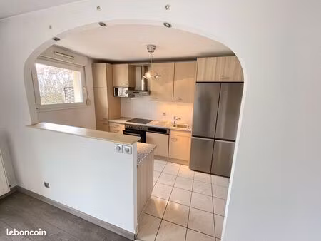 3 pièces 70m2 avec garage à huningue 68330