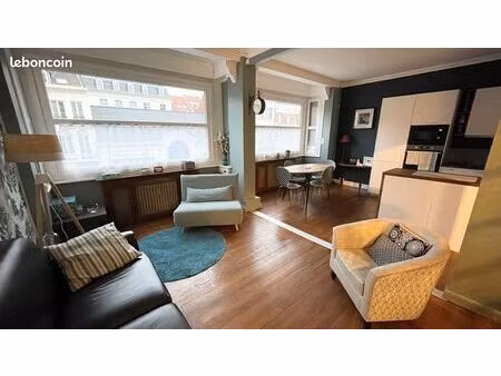 t2 rénové à 5 min de la grand place et la gare lille flandres