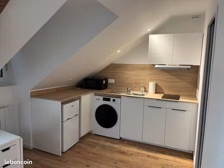 agréable t1bis climatisé - vrai lit  cuisine équipée et lave linge