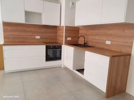 appartement t3 65 m2